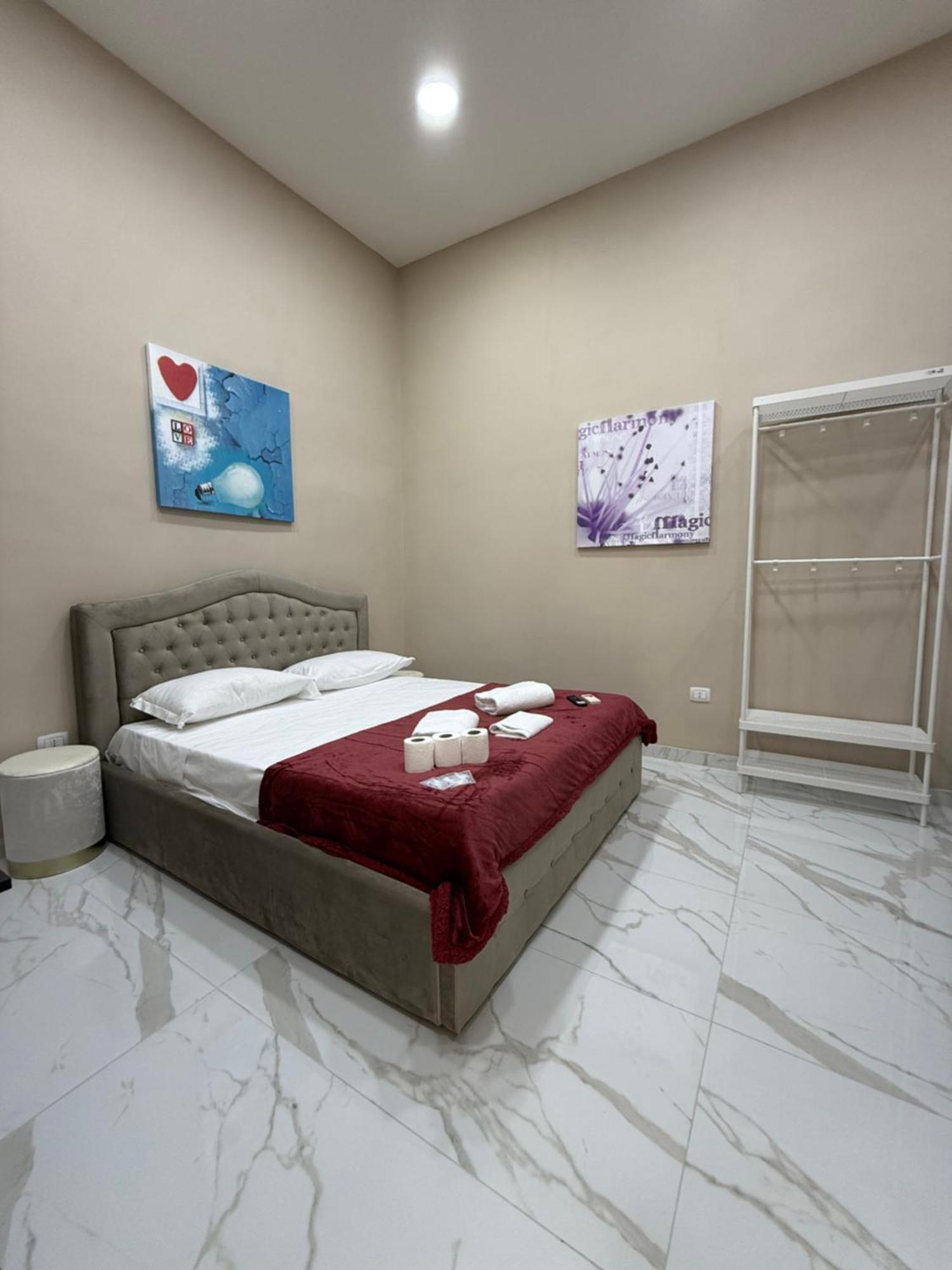 Apartamento Valentino Caracciolo 105 Nápoles Exterior foto